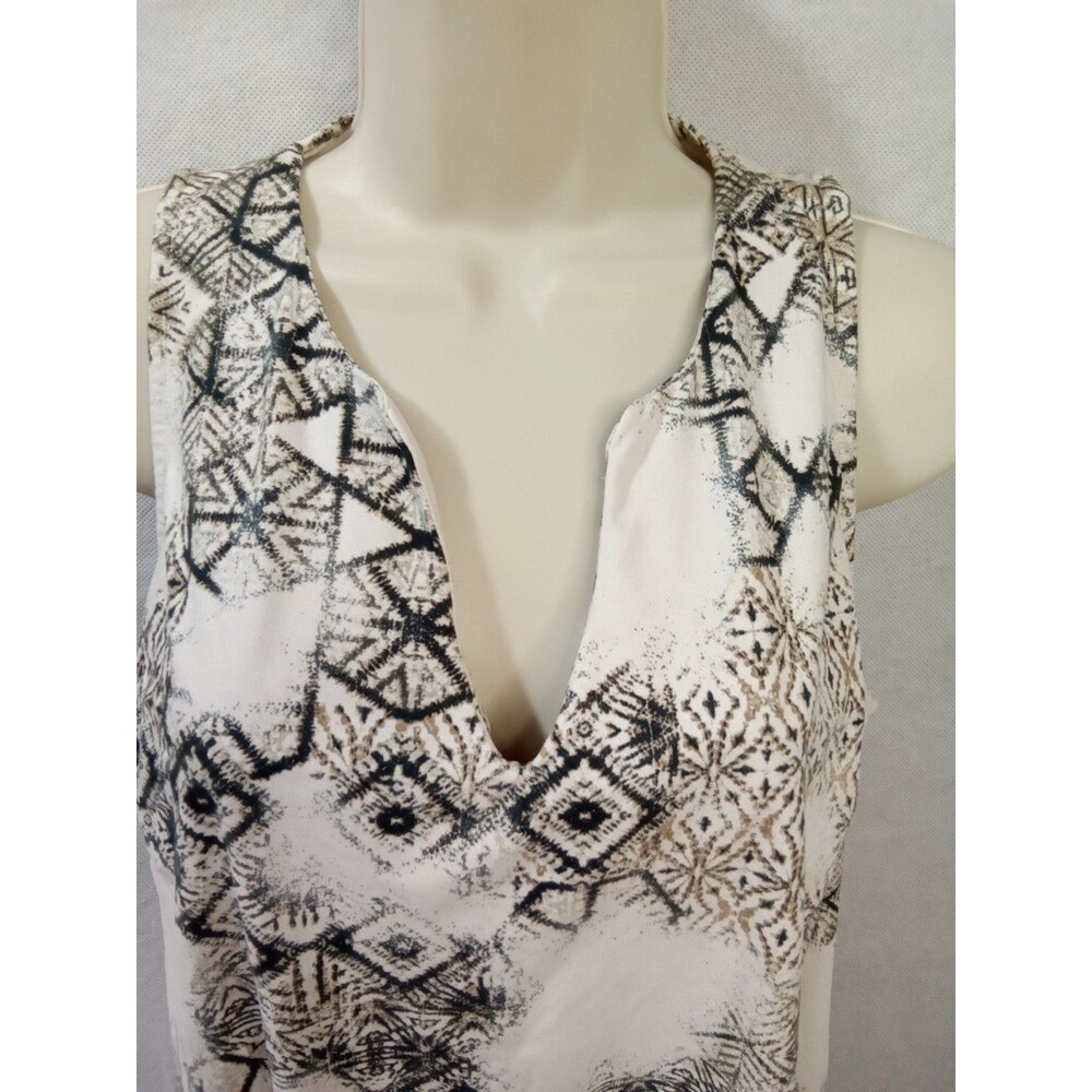 Braeve Women Medium Black White pullover v neck Sleeveless - Picture 2 of 7
